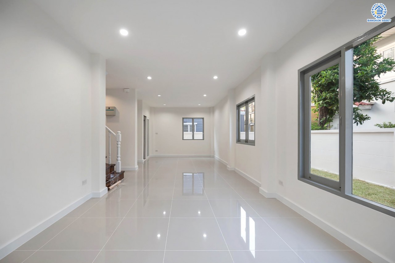 บ้านมือสองตกแต่งใหม่ โครงการ เพอร์เฟคเพลส รัตนาธิเบศร์-ไทรม้า รองรับความสุข บนเนื้อที่ 50 ตร.ว. พื้นที่ใช้สอย 147.04 ตร.ม. ฟังก์ชัน 3 ห้องนอน 2 ห้องน้ำ จอดรถได้ 1 คัน ทำเลเชื่อมต่อได้หลายเส้นทาง ติดถนนราชพฤกษ์ และรถไฟฟ้าสายสีม่วง "สถานีบางรักน้อยท่าอิฐ"...